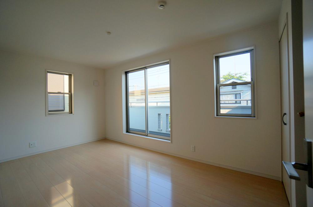 Same specifications photos (Other introspection). Seller construction cases