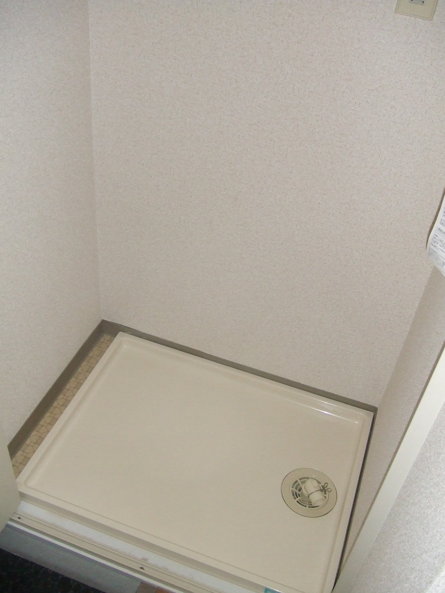 Other room space. Indoor Laundry Storage