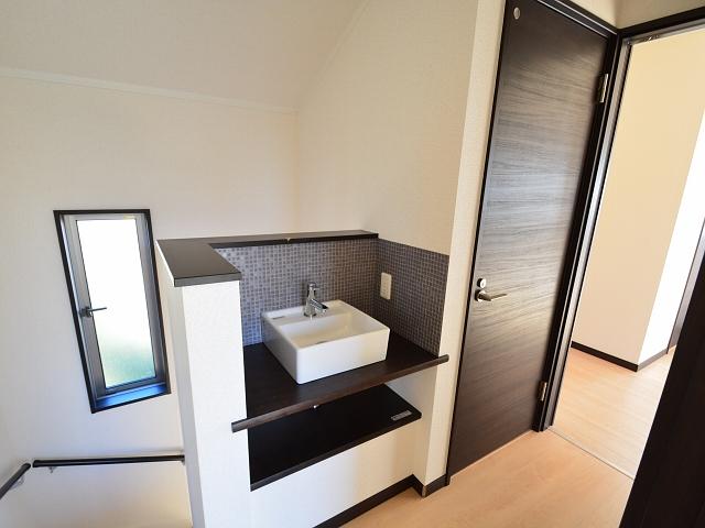 Other introspection. Kokubunji Fuji this 1-chome 1 Building Hand wash counter