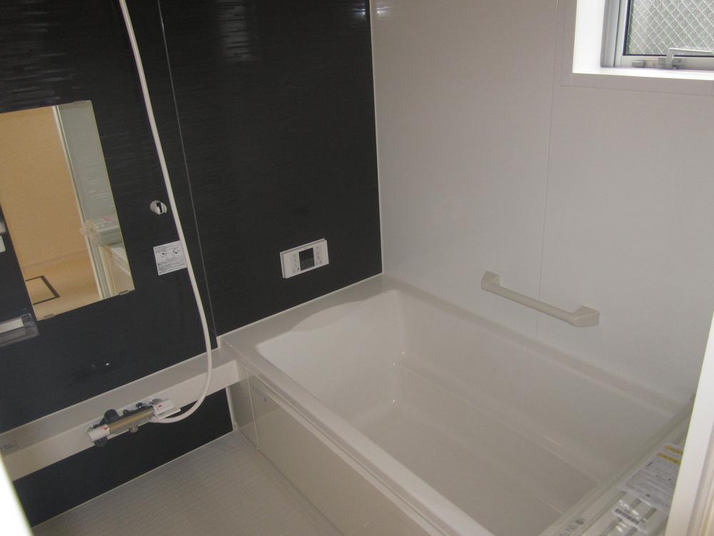 Same specifications photo (bathroom). Same specifications