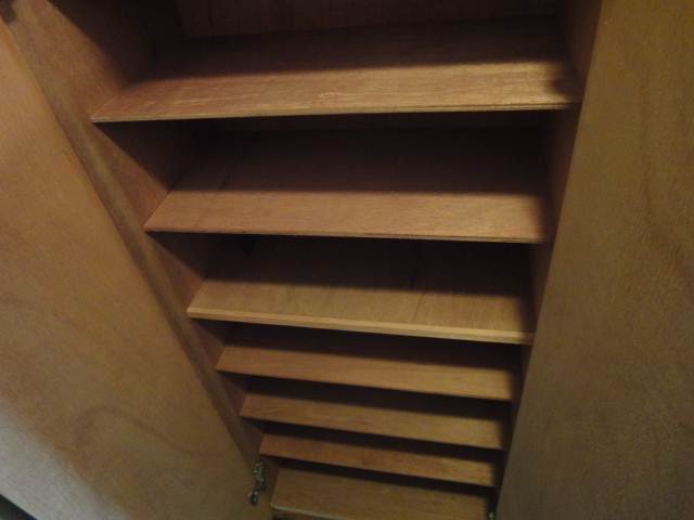 Receipt. Plenty shoebox