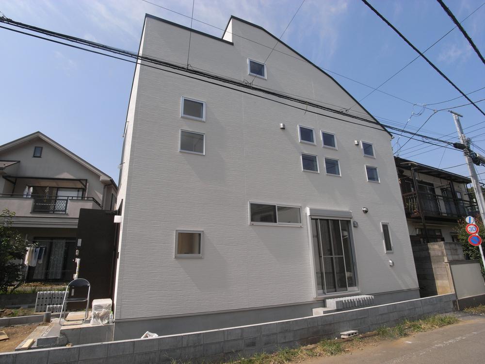 Local appearance photo. Local (August 2013) Shooting