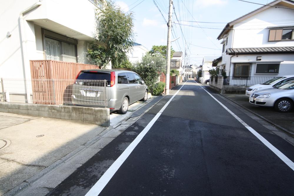 Local photos, including front road. Local Photos