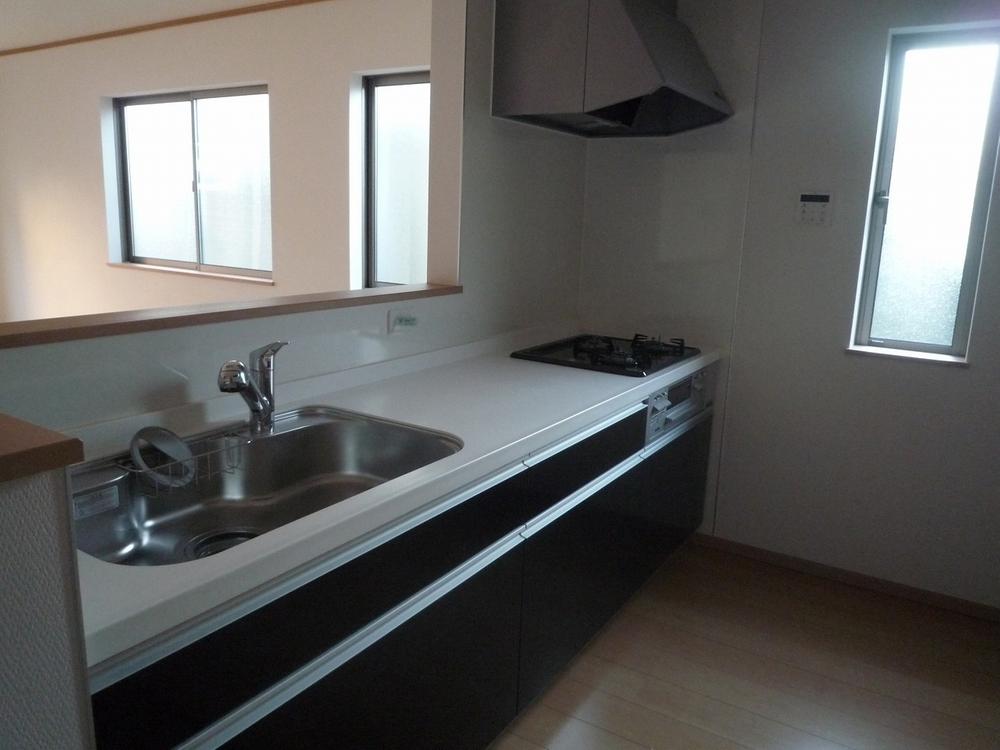 Kitchen. Indoor (12 May 2013) Shooting