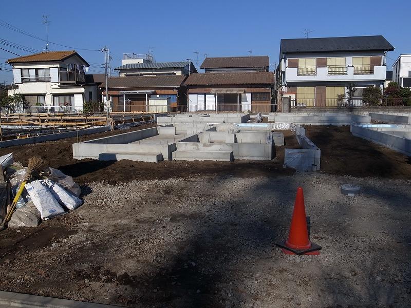 Local appearance photo. 6 Building