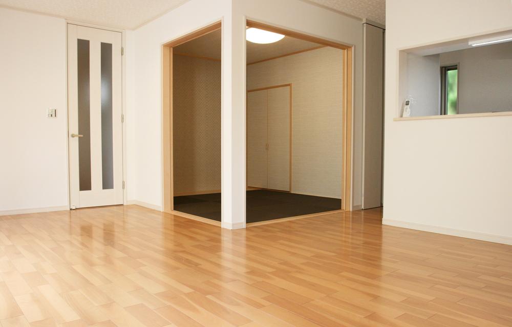 Living. Living ●: 2013 November shooting