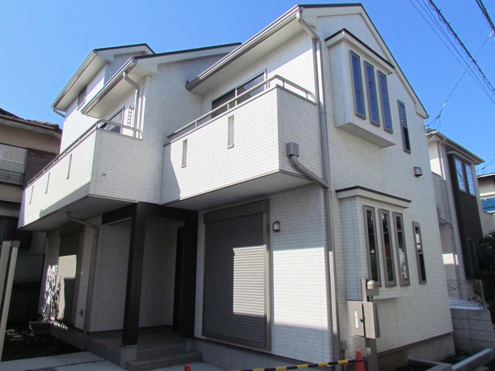 Local appearance photo. ● local appearance photo