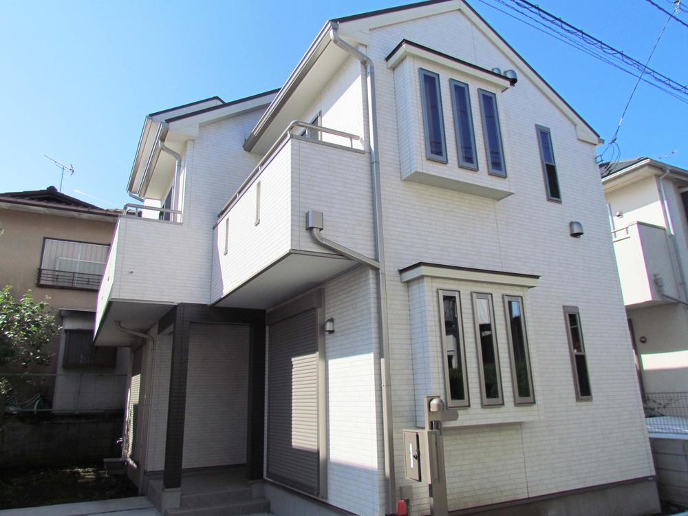 Local appearance photo. ● local appearance Photo 2