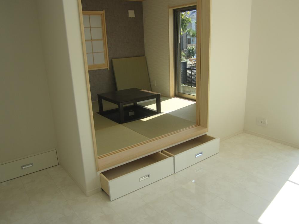 Other introspection. ● also housed under the Japanese-style room: 2013 November shooting