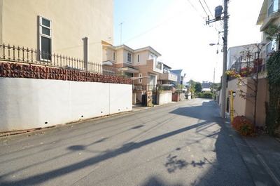 Other. Until the other (Other) 1m