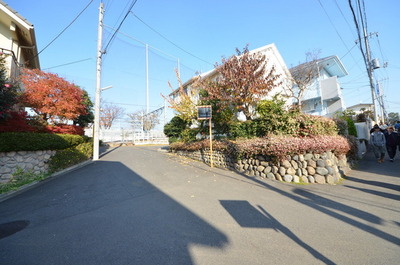 Other. Until the other (Other) 1m