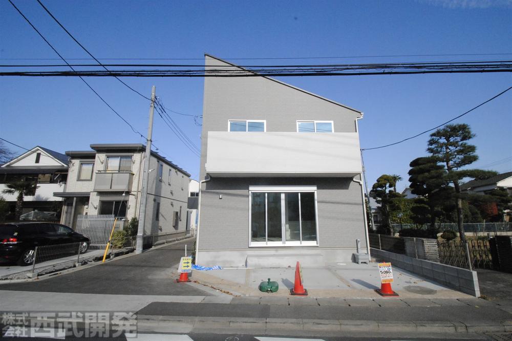 Local appearance photo. Local (12 May 2013) Shooting 1 Building