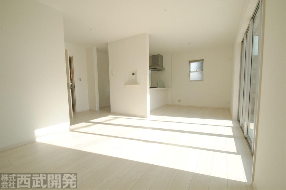 Living. LDK17.25 Pledge Counter Kitchen