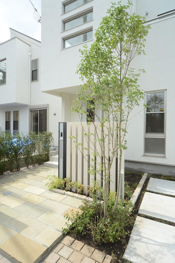 Local appearance photo. Exterior stuck to the design. Delight in the day-to-day life.