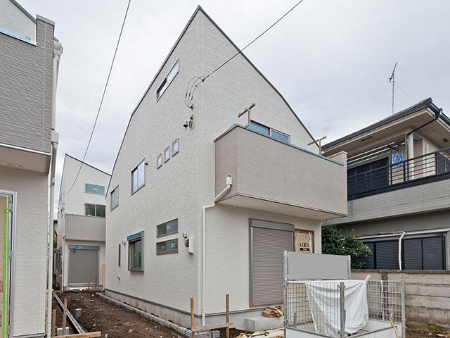 Local appearance photo. Simple modern appearance