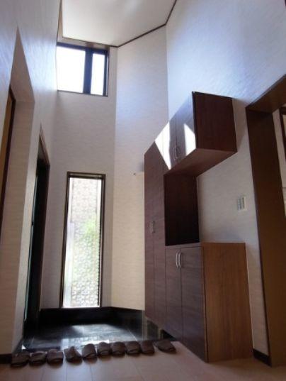 Entrance. Atrium entrance