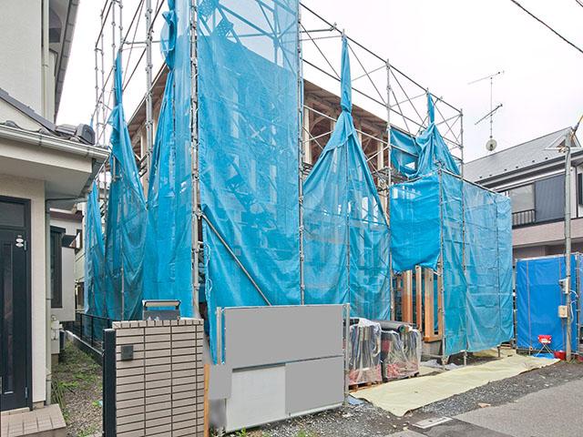 Local appearance photo. Local (10 May 2013) Shooting