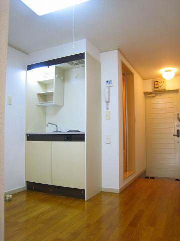 Kitchen. Kitchen 3 Pledge