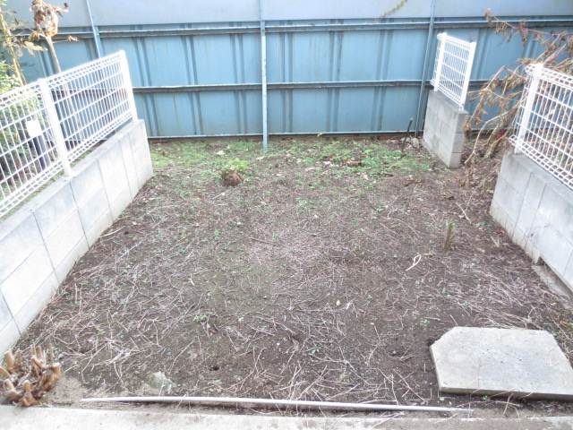 Garden. Wide veranda