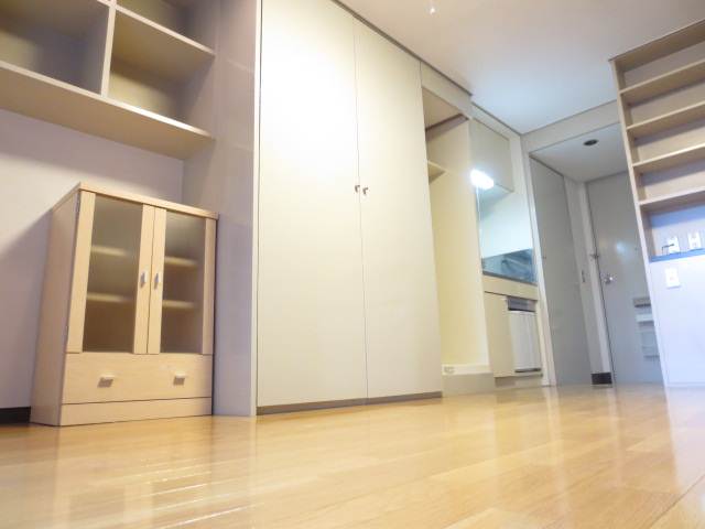 Receipt. Lot storage