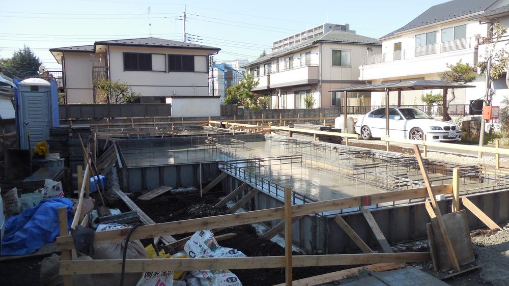 Local appearance photo. Local (11 May 2013) Shooting