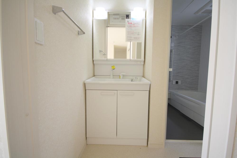 Same specifications photos (Other introspection). Example of construction