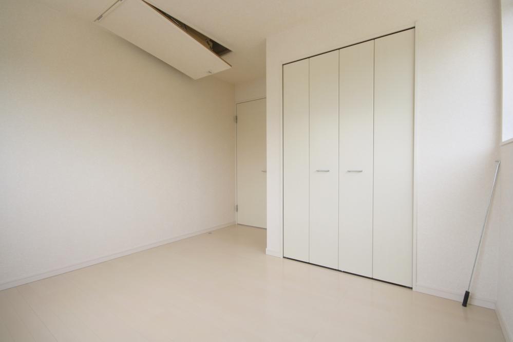 Same specifications photos (Other introspection). Example of construction