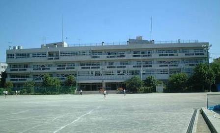 Junior high school. Kokubunji 150m up to 2 (junior high school)