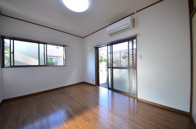 Living and room. ☆ Free to arrange space ☆