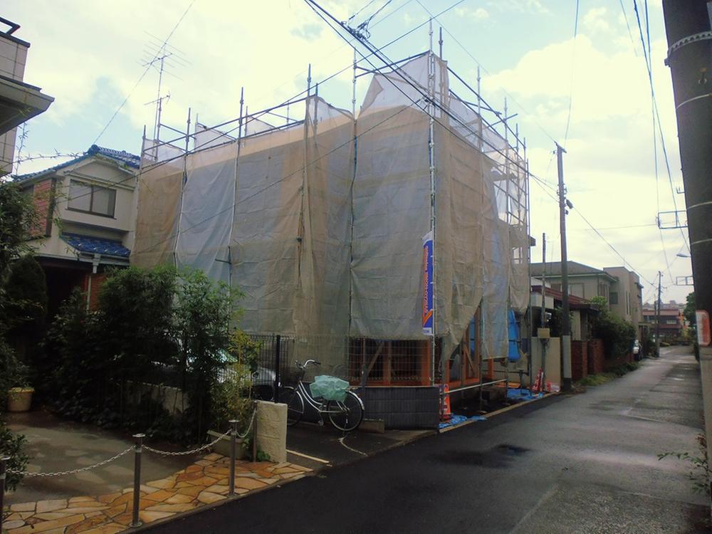 Local appearance photo. Local under construction