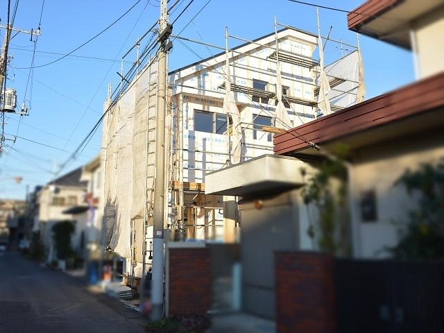 Local appearance photo. Kokubunji Honda 5-chome, under construction