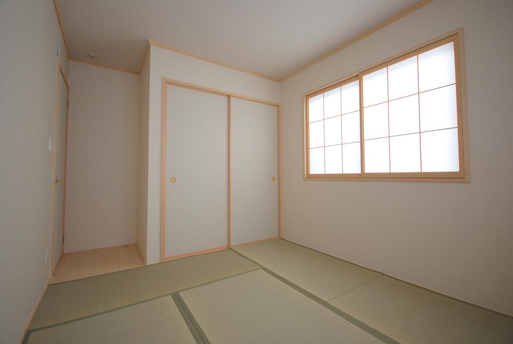 Non-living room. Local (12 May 2013) Shooting