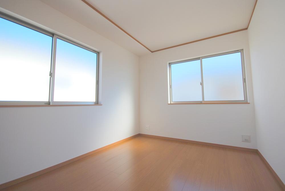 Non-living room. Local (12 May 2013) Shooting