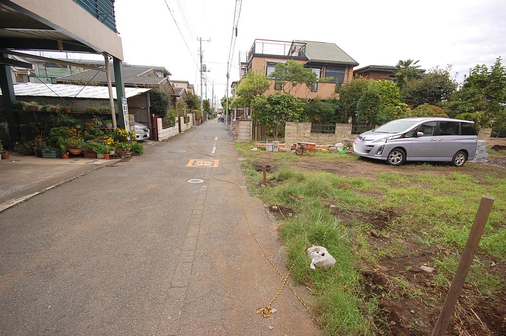 Local photos, including front road. Local Photos