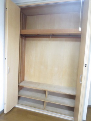 Receipt. Storage space