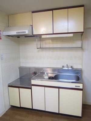 Kitchen.  ☆ Spacious kitchen ☆