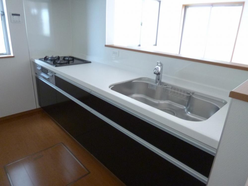 Same specifications photo (kitchen). (Building 2) same specification kitchen