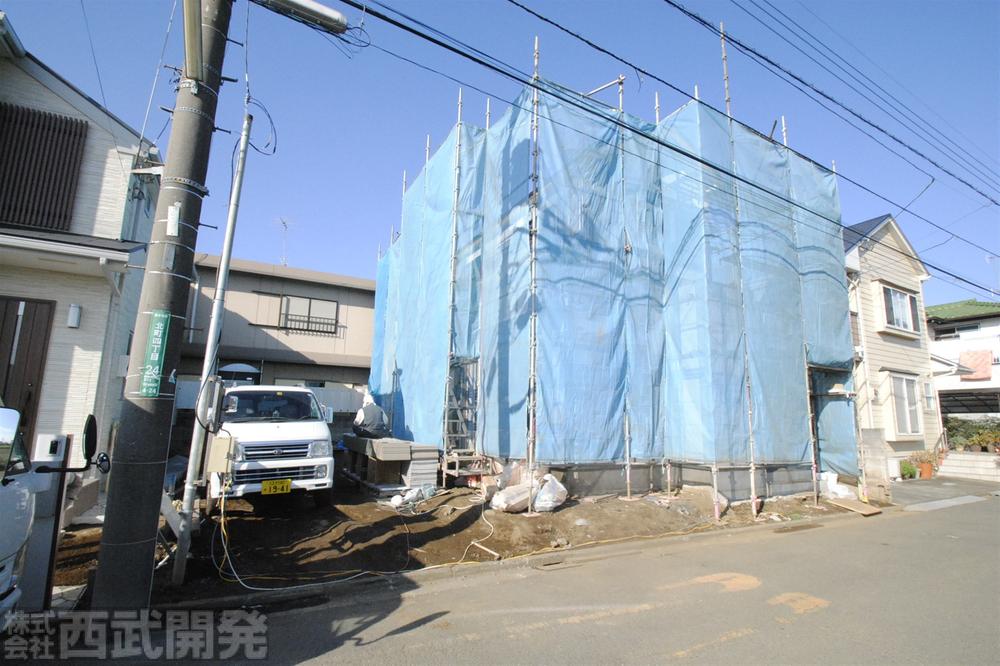 Local photos, including front road. Local (12 May 2013) Shooting This selling local