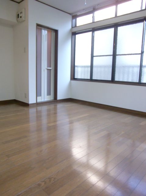 Other room space. Day will enter from the large windows