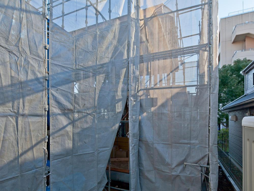 Local appearance photo. Local (12 May 2013) Shooting