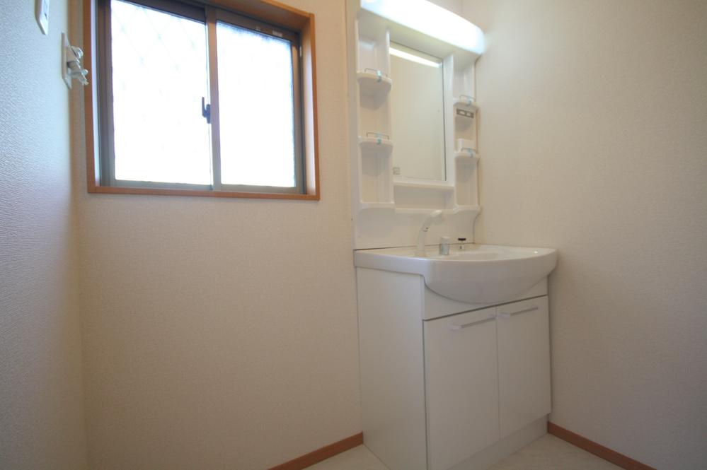 Wash basin, toilet. Local Photos