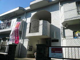 Building appearance. Tile pasting of apartment