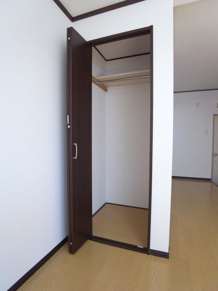 Receipt. Closet newly established