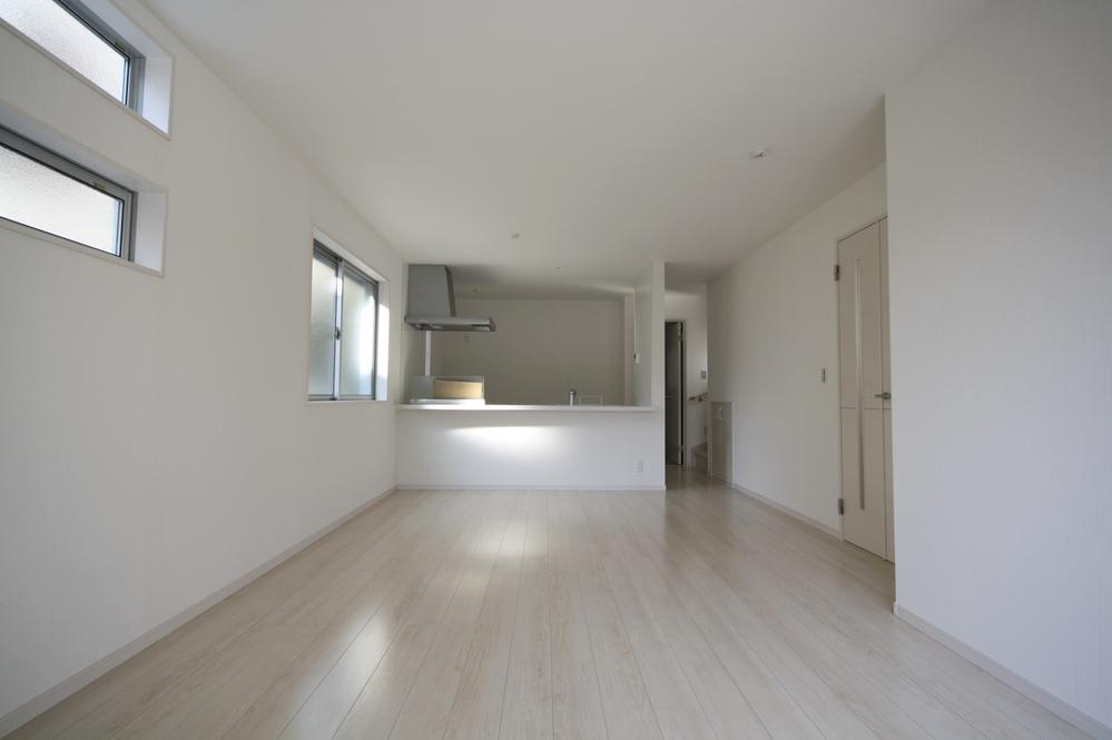 Living. Indoor (11 May 2013) Shooting