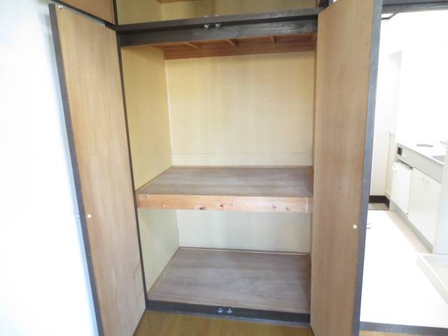 Receipt. Plenty of storage