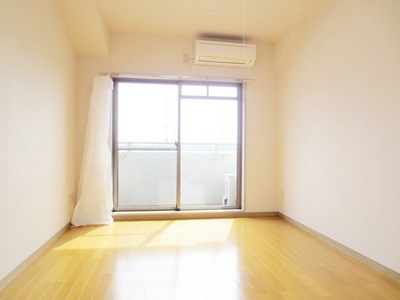 Living and room. Bright Western-style