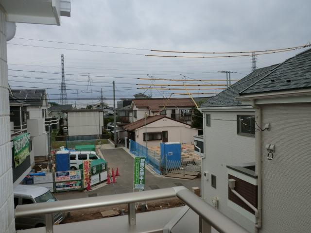 View photos from the dwelling unit. View from local (September 2013) Shooting