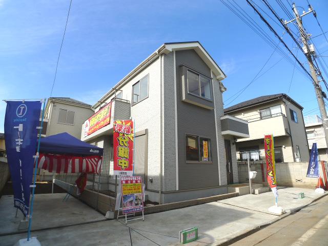 Same specifications photos (appearance). Building appearance (complete construction cases)