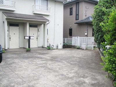 Parking lot. On-site parking