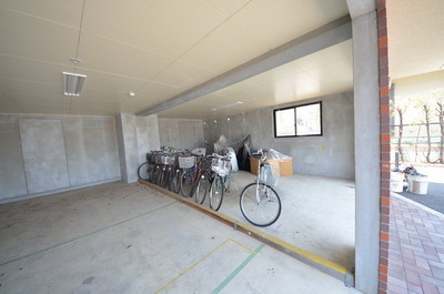 Other. Until the other (Other) 1m